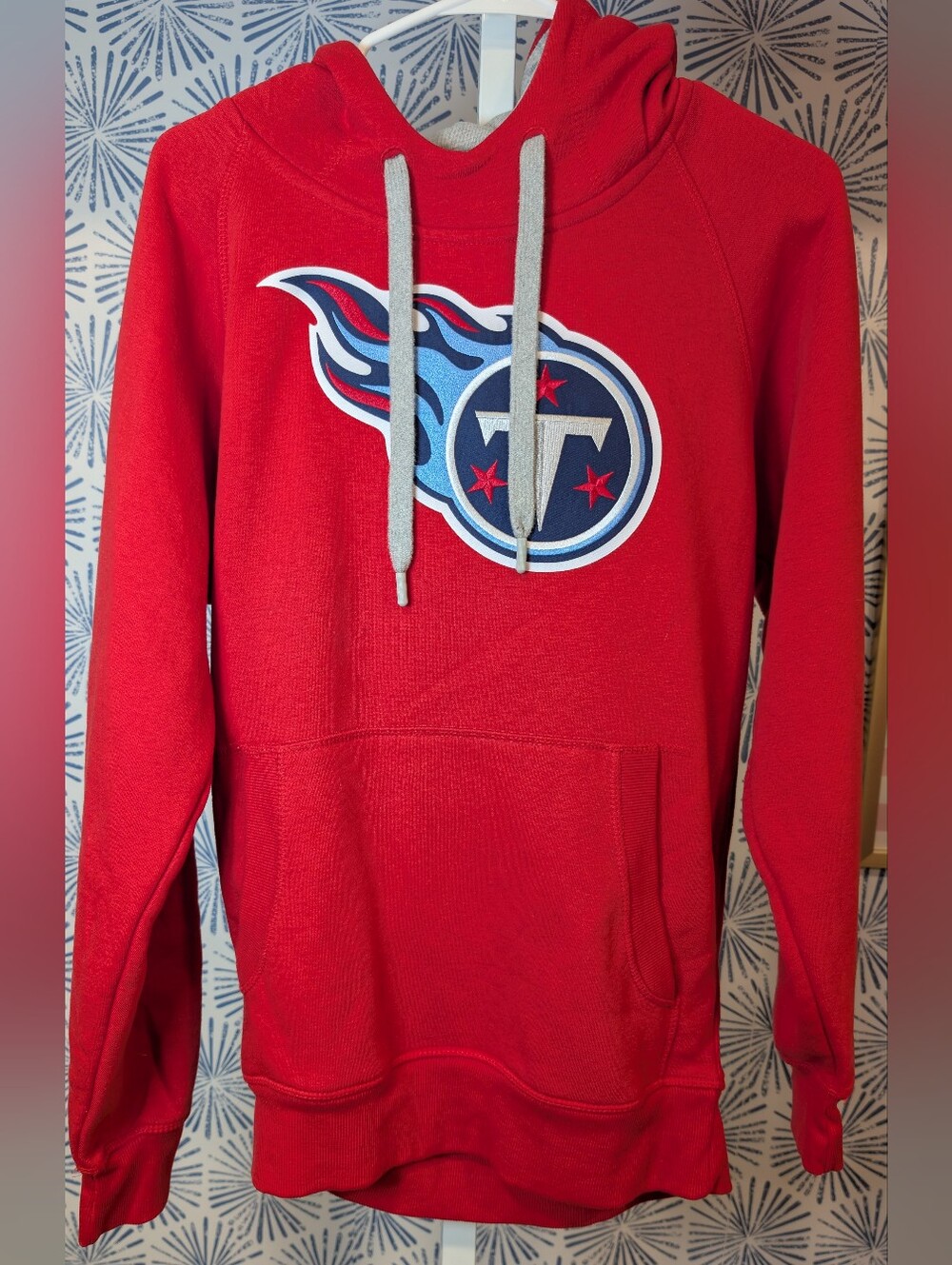 Red Tennessee Titans Pullover Hoodie